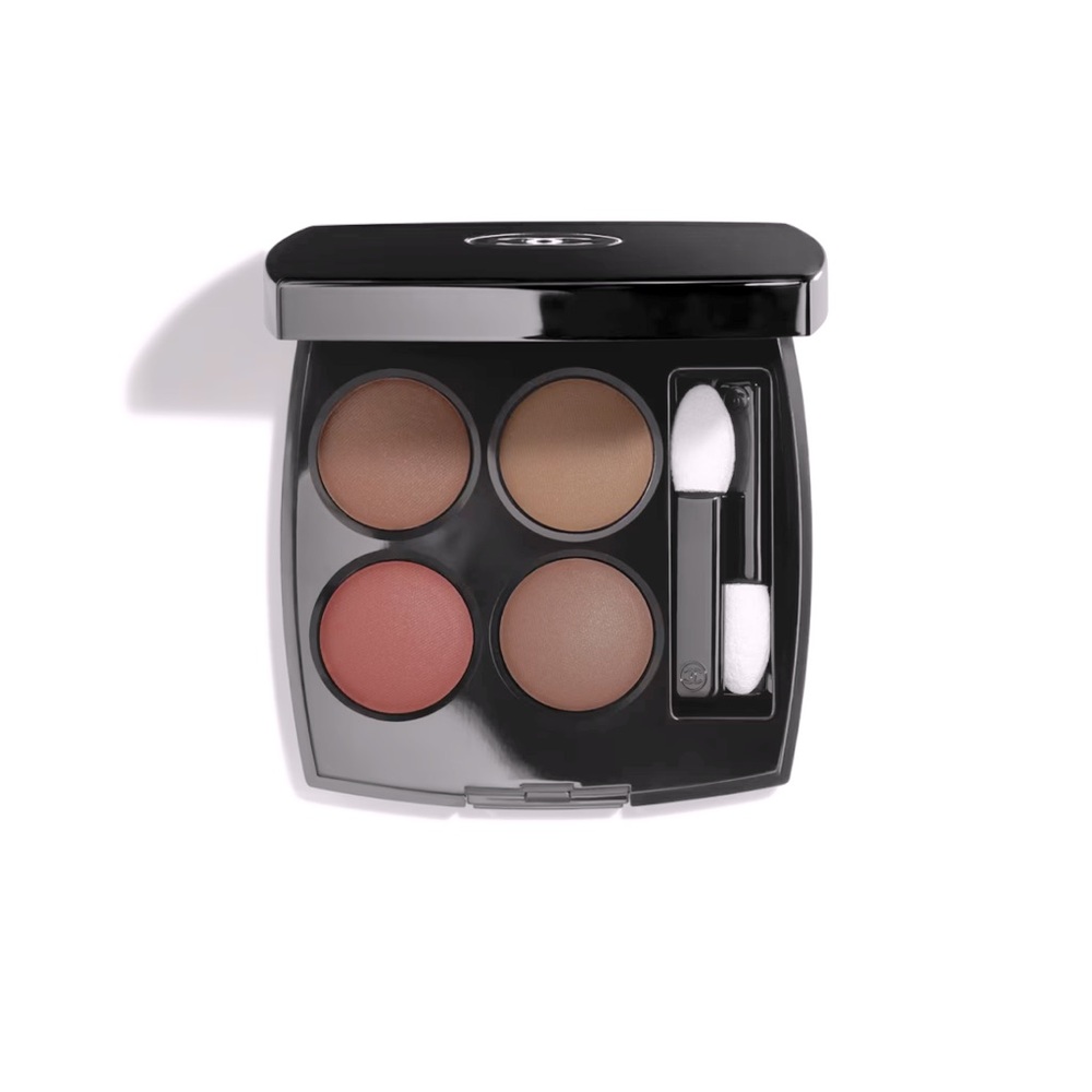 CHANEL MULTI-EFFECT QUADRA EYESHADOW